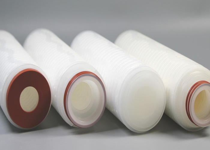 1. PP filter cartridge:   made of polypropylene ultrafine fiber hot melt winding,   with three-dimensional microporous structure,   can retain impurities of different particle sizes,   precision range of 0.5-100μm.