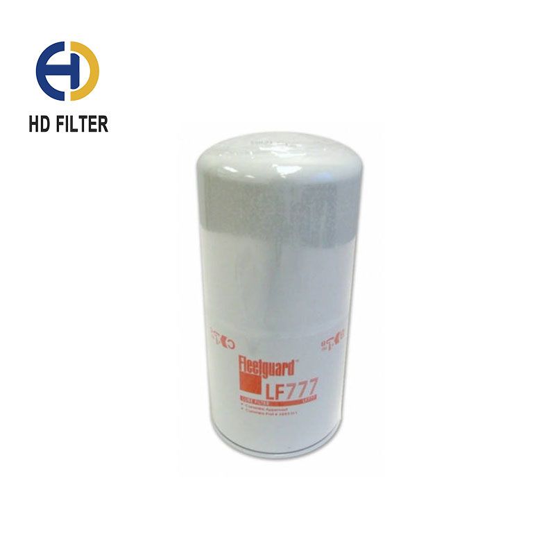 Fleetguard Oil Filter LF777