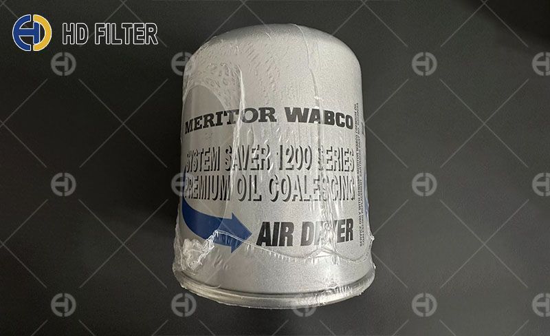 Meritor Air Dryer Filter R950068A Western Star Tractors Filter U.S.A America