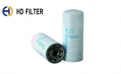 Donaldson P550425 Oil Filter - High Efficiency Filtration Protection